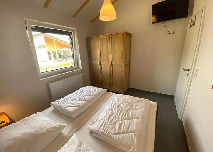 N11 Mit Garten In Eckwarderhoerne By Interhome Grosswurden